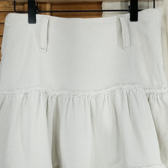 YMI Soft White Corduroy Frayed Hem Tiered Skirt Size 3 - Picture 2 of 9